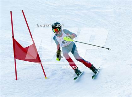 Thumbnail 3 in NYSPHSAA Section V Class A & B Giant Slalom Final (First Run) photogallery.