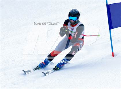 Thumbnail 1 in NYSPHSAA Section V Class A & B Giant Slalom Final (First Run) photogallery.