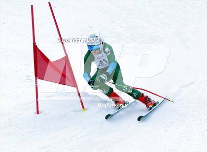 Thumbnail 3 in NYSPHSAA Section V Class A & B Giant Slalom Final (First Run) photogallery.