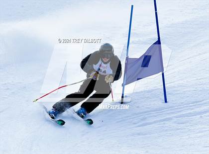 Thumbnail 2 in NYSPHSAA Section V Class A & B Giant Slalom Final (First Run) photogallery.