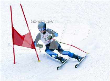 Thumbnail 1 in NYSPHSAA Section V Class A & B Giant Slalom Final (First Run) photogallery.