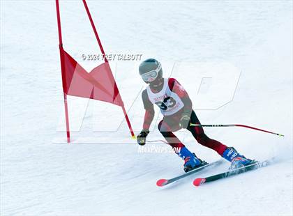 Thumbnail 1 in NYSPHSAA Section V Class A & B Giant Slalom Final (First Run) photogallery.