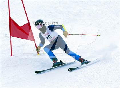 Thumbnail 1 in NYSPHSAA Section V Class A & B Giant Slalom Final (First Run) photogallery.