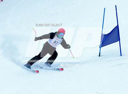 Thumbnail 3 in NYSPHSAA Section V Class A & B Giant Slalom Final (First Run) photogallery.