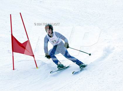 Thumbnail 2 in NYSPHSAA Section V Class A & B Giant Slalom Final (First Run) photogallery.