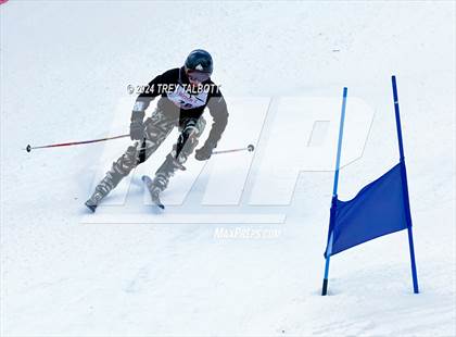 Thumbnail 3 in NYSPHSAA Section V Class A & B Giant Slalom Final (First Run) photogallery.