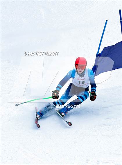Thumbnail 2 in NYSPHSAA Section V Class A & B Giant Slalom Final (First Run) photogallery.