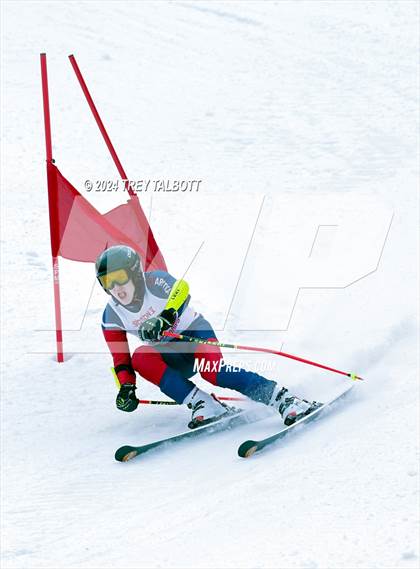 Thumbnail 3 in NYSPHSAA Section V Class A & B Giant Slalom Final (First Run) photogallery.