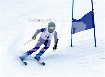 Thumbnail 2 in NYSPHSAA Section V Class A & B Giant Slalom Final (First Run) photogallery.