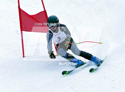 Thumbnail 3 in NYSPHSAA Section V Class A & B Giant Slalom Final (First Run) photogallery.