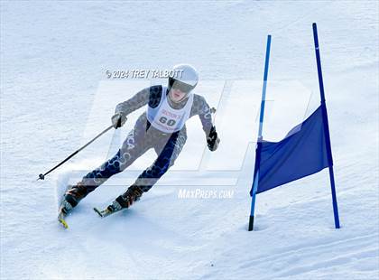 Thumbnail 2 in NYSPHSAA Section V Class A & B Giant Slalom Final (First Run) photogallery.