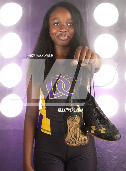 Thumbnail 3 in DeSoto Central (Team & Individuals) photogallery.
