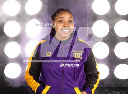 Thumbnail 1 in DeSoto Central (Team & Individuals) photogallery.