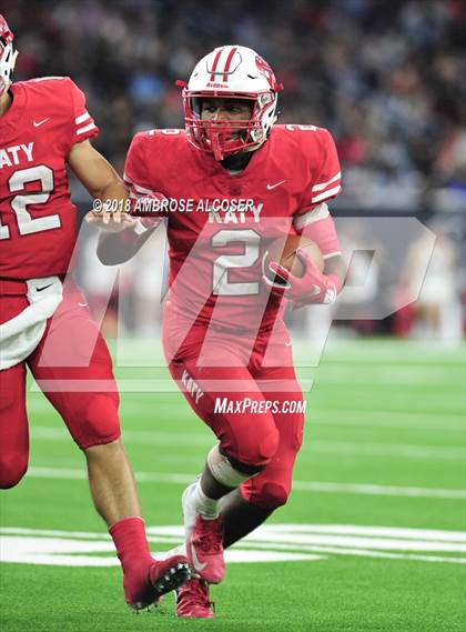 Thumbnail 1 in North Shore vs. Katy (UIL 6A Regional Playoff) photogallery.