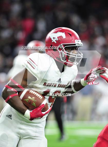 Thumbnail 2 in North Shore vs. Katy (UIL 6A Regional Playoff) photogallery.