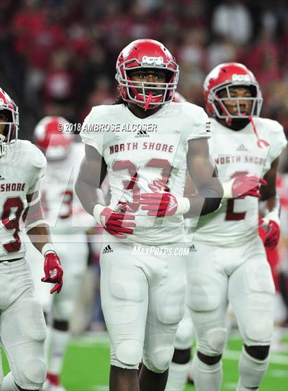 Thumbnail 1 in North Shore vs. Katy (UIL 6A Regional Playoff) photogallery.