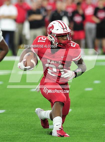 Thumbnail 1 in North Shore vs. Katy (UIL 6A Regional Playoff) photogallery.