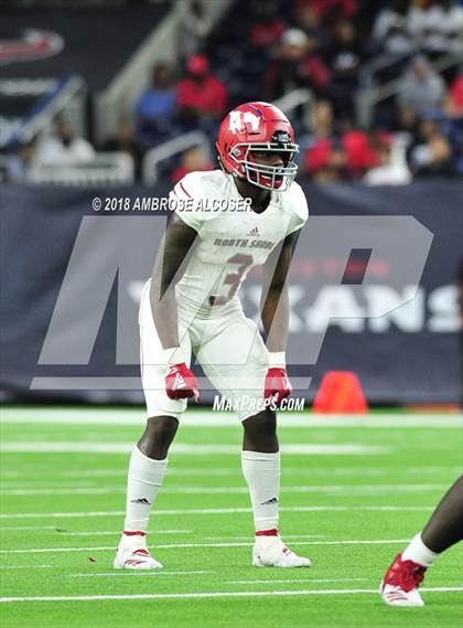 Thumbnail 3 in North Shore vs. Katy (UIL 6A Regional Playoff) photogallery.