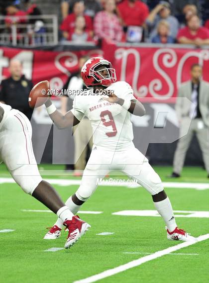 Thumbnail 2 in North Shore vs. Katy (UIL 6A Regional Playoff) photogallery.