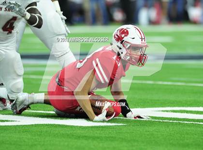 Thumbnail 2 in North Shore vs. Katy (UIL 6A Regional Playoff) photogallery.