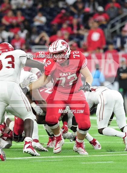 Thumbnail 1 in North Shore vs. Katy (UIL 6A Regional Playoff) photogallery.