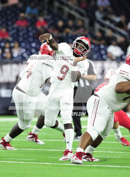 Thumbnail 2 in North Shore vs. Katy (UIL 6A Regional Playoff) photogallery.