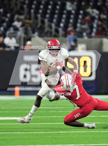 Thumbnail 3 in North Shore vs. Katy (UIL 6A Regional Playoff) photogallery.