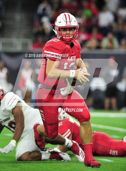 Thumbnail 1 in North Shore vs. Katy (UIL 6A Regional Playoff) photogallery.