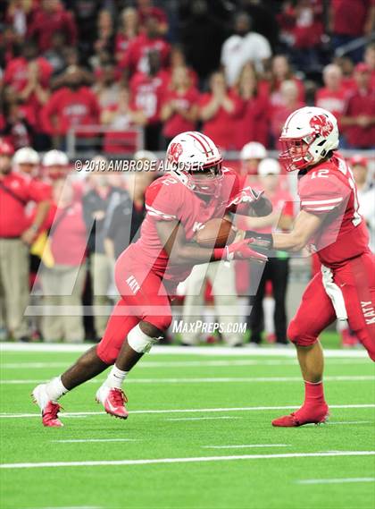 Thumbnail 2 in North Shore vs. Katy (UIL 6A Regional Playoff) photogallery.