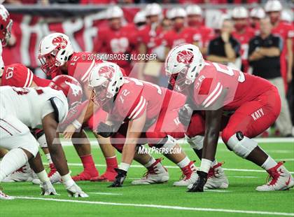 Thumbnail 1 in North Shore vs. Katy (UIL 6A Regional Playoff) photogallery.