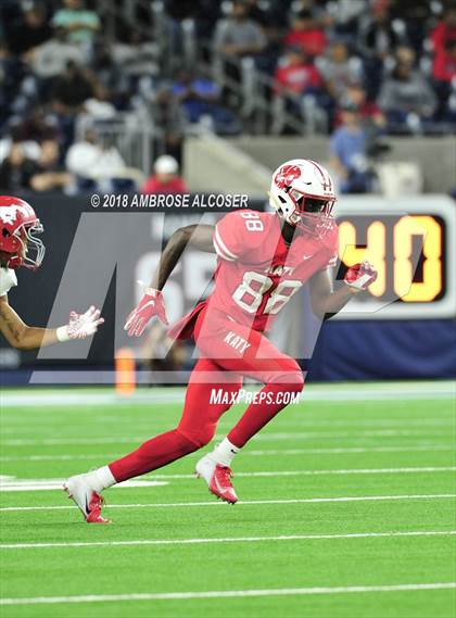 Thumbnail 1 in North Shore vs. Katy (UIL 6A Regional Playoff) photogallery.