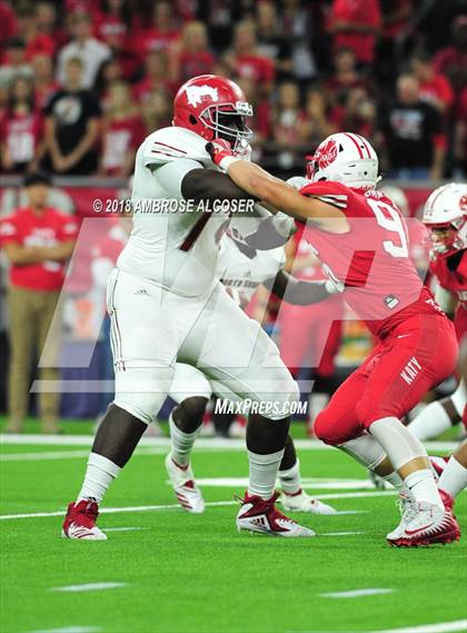 Thumbnail 2 in North Shore vs. Katy (UIL 6A Regional Playoff) photogallery.