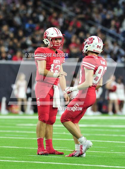 Thumbnail 1 in North Shore vs. Katy (UIL 6A Regional Playoff) photogallery.
