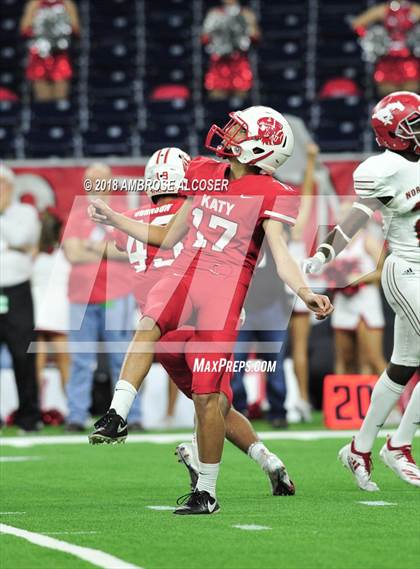 Thumbnail 2 in North Shore vs. Katy (UIL 6A Regional Playoff) photogallery.