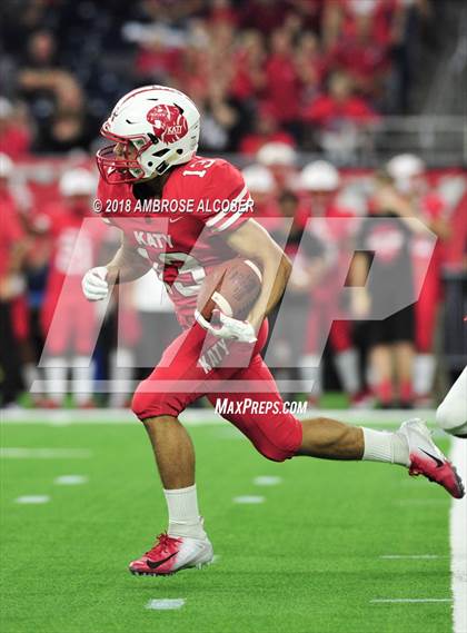 Thumbnail 1 in North Shore vs. Katy (UIL 6A Regional Playoff) photogallery.