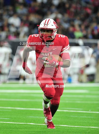 Thumbnail 2 in North Shore vs. Katy (UIL 6A Regional Playoff) photogallery.