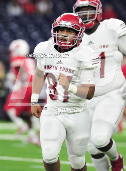 Thumbnail 3 in North Shore vs. Katy (UIL 6A Regional Playoff) photogallery.
