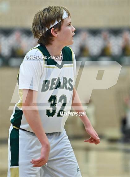 Thumbnail 2 in Castle View vs Bear Creek photogallery.
