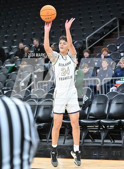 Thumbnail 2 in Arete Prep vs. Benjamin Franklin (Hoopin' It Up At The Arena) photogallery.