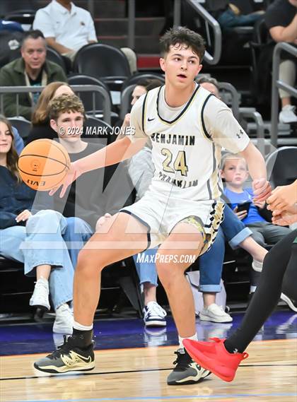 Thumbnail 3 in Arete Prep vs. Benjamin Franklin (Hoopin' It Up At The Arena) photogallery.