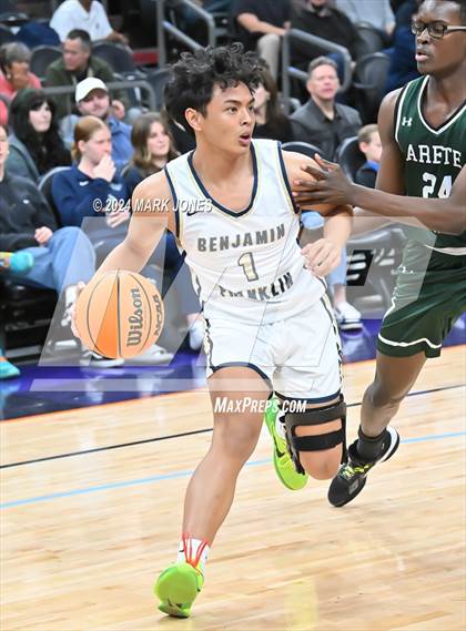 Thumbnail 2 in Arete Prep vs. Benjamin Franklin (Hoopin' It Up At The Arena) photogallery.