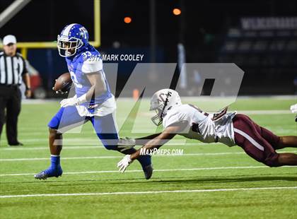 Thumbnail 3 in A&M Consolidated @ Temple photogallery.