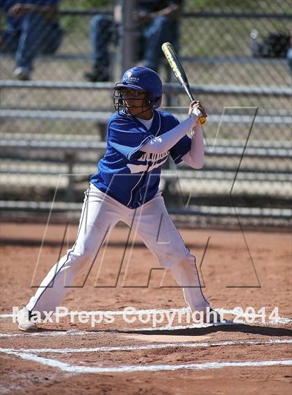 Thumbnail 3 in Nogales vs Sunnyside (Tucson High Badger Invitational) photogallery.