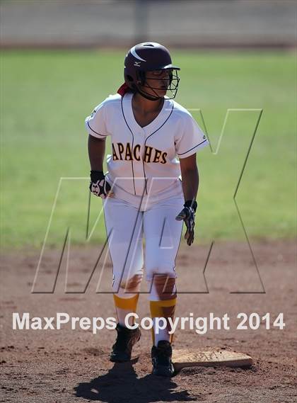 Thumbnail 3 in Nogales vs Sunnyside (Tucson High Badger Invitational) photogallery.