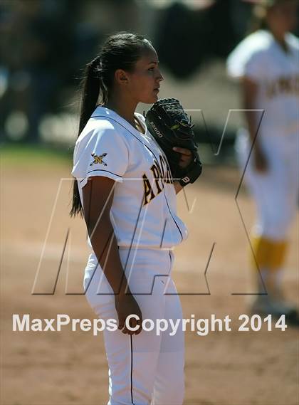 Thumbnail 2 in Nogales vs Sunnyside (Tucson High Badger Invitational) photogallery.