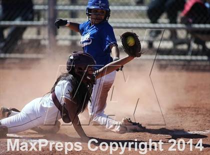 Thumbnail 3 in Nogales vs Sunnyside (Tucson High Badger Invitational) photogallery.