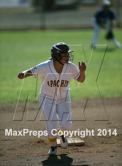 Thumbnail 1 in Nogales vs Sunnyside (Tucson High Badger Invitational) photogallery.