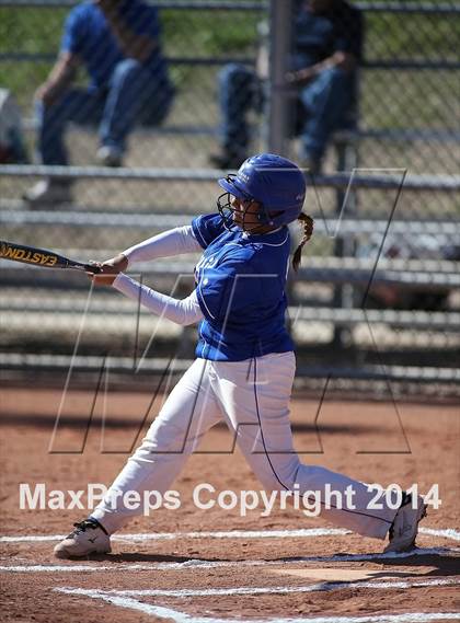 Thumbnail 2 in Nogales vs Sunnyside (Tucson High Badger Invitational) photogallery.