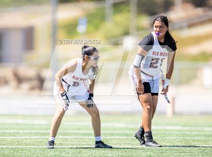 Thumbnail 1 in Rio Mesa @ San Marcos photogallery.