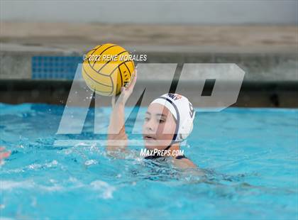 Thumbnail 3 in Polytechnic vs Flintridge Prep photogallery.